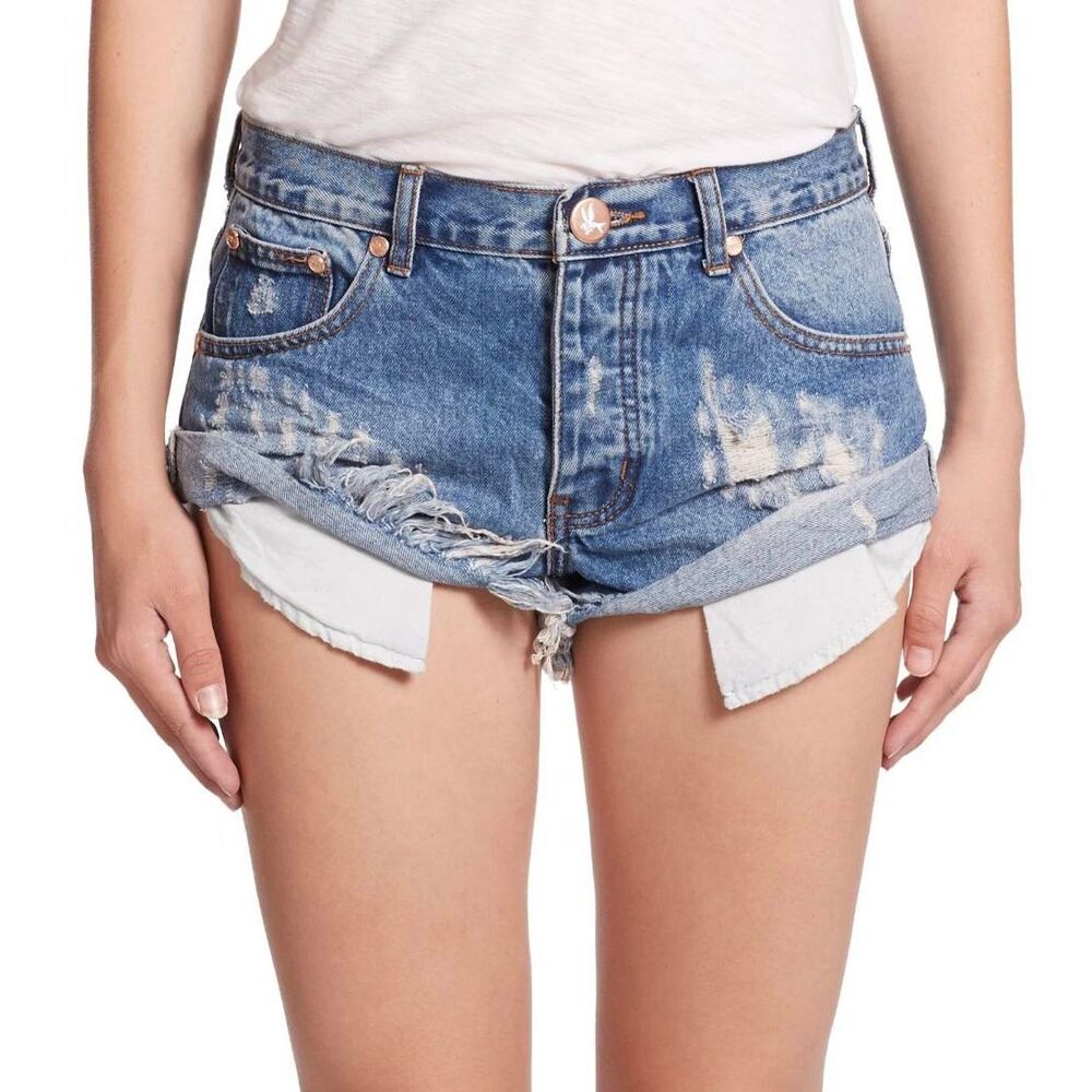One by One Teaspoon Bandits High Rise Button Fly Distressed Denim Jean Shorts 26